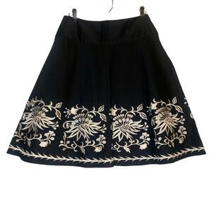 White House Black Market A-Line fit and flare SKIRT Size 6-  #Holiday Parties